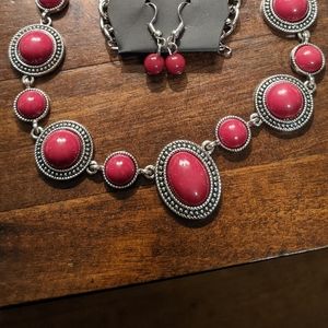 Ladies Necklace and Earrings Set
